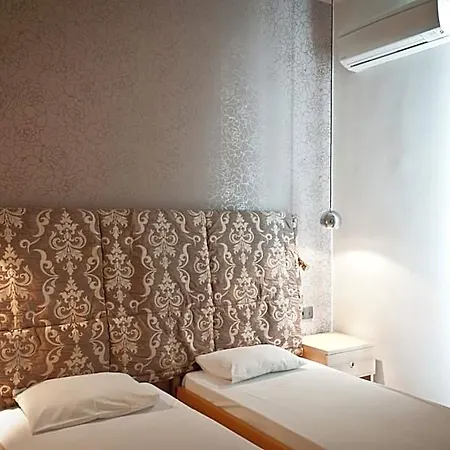 Hotel Metropolis