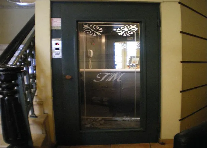 大都会酒店 酒店 塞雷